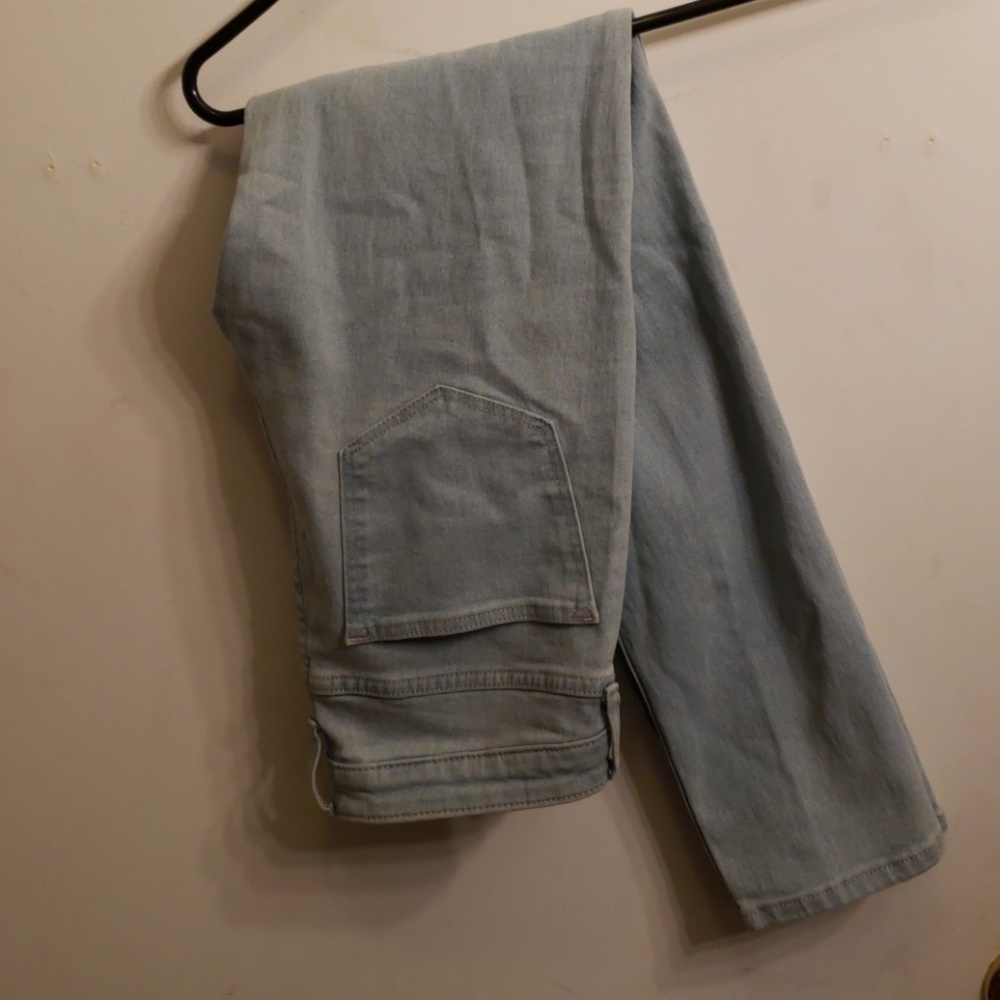 Skinny jeans